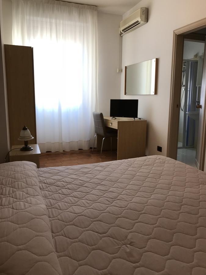 Hotel La Sirenetta Giardini-Naxos Extérieur photo